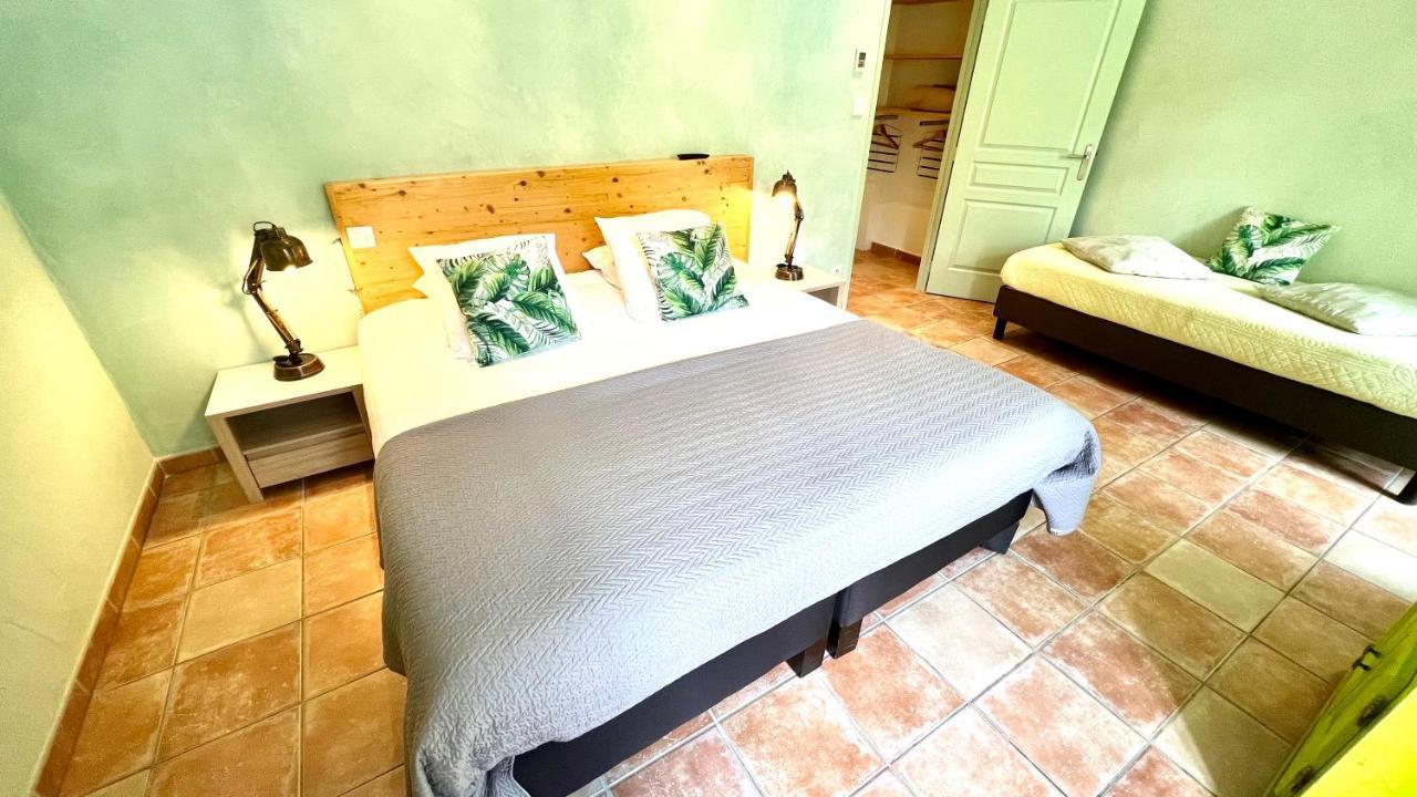 Logis Hotel Restaurant Le Domaine De L'Eau Vive Largentiere Bagian luar foto