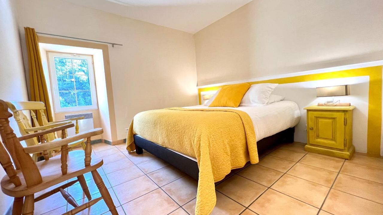 Logis Hotel Restaurant Le Domaine De L'Eau Vive Largentiere Bagian luar foto