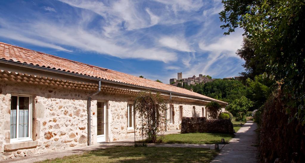 Logis Hotel Restaurant Le Domaine De L'Eau Vive Largentiere Bagian luar foto